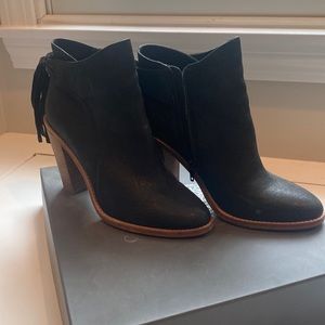 Vince Camuto black leather booties